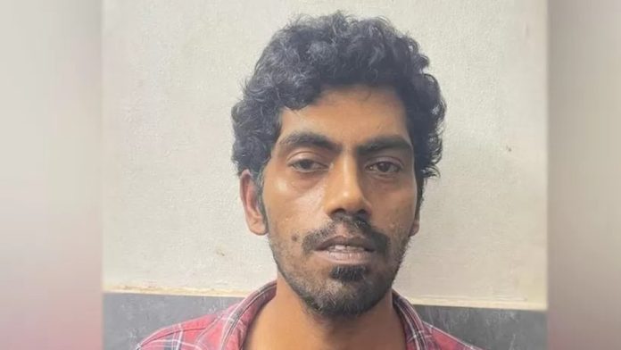 ജാമ്യത്തിലിറങ്ങി മുങ്ങി ; മോഷണ കേസിലെ പ്രതി 18 വർഷത്തിനു ശേഷം പിടിയിൽ ജാമ്യത്തിലിറങ്ങി മുങ്ങി ; മോഷണ കേസിലെ പ്രതി 18 വർഷത്തിനു ശേഷം പിടിയിൽ