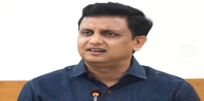 ശശി തരൂരിനെ പിന്തുണച്ച് മന്ത്രി മുഹമ്മദ് റിയാസ് ശശി തരൂരിനെ പിന്തുണച്ച് മന്ത്രി മുഹമ്മദ് റിയാസ്