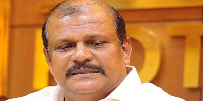 അബദ്ധമല്ല, അബദ്ധങ്ങളോട് അബദ്ധം : പി സി ജോർജിന് ഹൈക്കോടതിയുടെ വിമർശനം അബദ്ധമല്ല, അബദ്ധങ്ങളോട് അബദ്ധം : പി സി ജോർജിന് ഹൈക്കോടതിയുടെ വിമർശനം