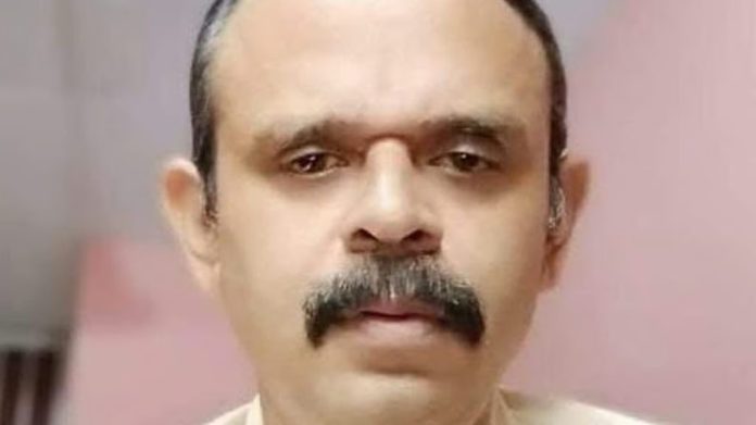 മദ്യലഹരിയില് തര്ക്കം; 54കാരനെ ഭിത്തിയിലിടിച്ച് കൊലപ്പെടുത്തി മദ്യലഹരിയില് തര്ക്കം; 54കാരനെ ഭിത്തിയിലിടിച്ച് കൊലപ്പെടുത്തി