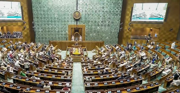 പുതുക്കിയ വഖഫ് ബില്ലിന് കേന്ദ്ര മന്ത്രിസഭയുടെ അംഗീകാരം പുതുക്കിയ വഖഫ് ബില്ലിന് കേന്ദ്ര മന്ത്രിസഭയുടെ അംഗീകാരം