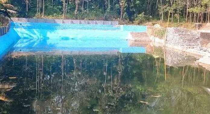 മലയാലപ്പുഴ ആറാട്ട് ചിറ നവീകരണം പുരോഗമിക്കുന്നു മലയാലപ്പുഴ ആറാട്ട് ചിറ നവീകരണം പുരോഗമിക്കുന്നു