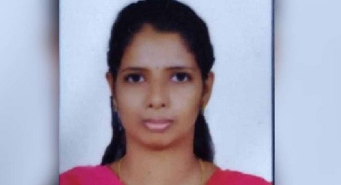എൽ പി സ്കൂൾ അധ്യാപിക ജീവനൊടുക്കിയ സംഭവം ; കാത്തലിക് ലേ മെൻസ് അസോസിയേഷൻ മുഖ്യമന്ത്രിക്ക് പരാതി നൽകി എൽ പി സ്കൂൾ അധ്യാപിക ജീവനൊടുക്കിയ സംഭവം ; കാത്തലിക് ലേ മെൻസ് അസോസിയേഷൻ മുഖ്യമന്ത്രിക്ക് പരാതി നൽകി