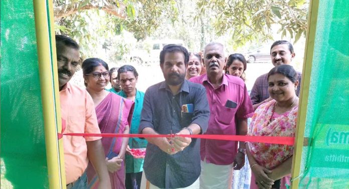 ജൈവവള നിര്മ്മാണ യൂണിറ്റ് ആരംഭിച്ച് പന്തളം തെക്കേക്കര ഗ്രാമപഞ്ചായത്ത് ജൈവവള നിര്മ്മാണ യൂണിറ്റ് ആരംഭിച്ച് പന്തളം തെക്കേക്കര ഗ്രാമപഞ്ചായത്ത്