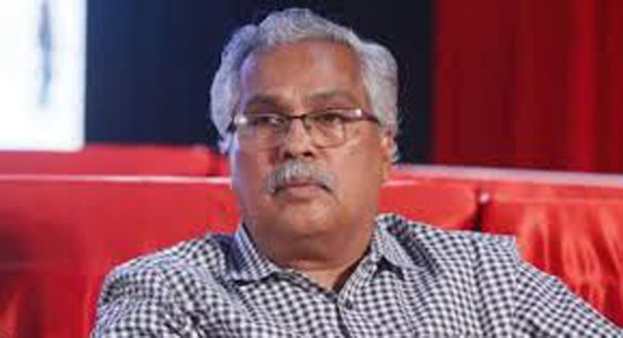 രമേശ് ചെന്നിത്തലയുടെ പരിഹാസത്തില് മറുപടിയുമായി സിപിഐ സംസ്ഥാന സെക്രട്ടറി ബിനോയ് വിശ്വം രമേശ് ചെന്നിത്തലയുടെ പരിഹാസത്തില് മറുപടിയുമായി സിപിഐ സംസ്ഥാന സെക്രട്ടറി ബിനോയ് വിശ്വം