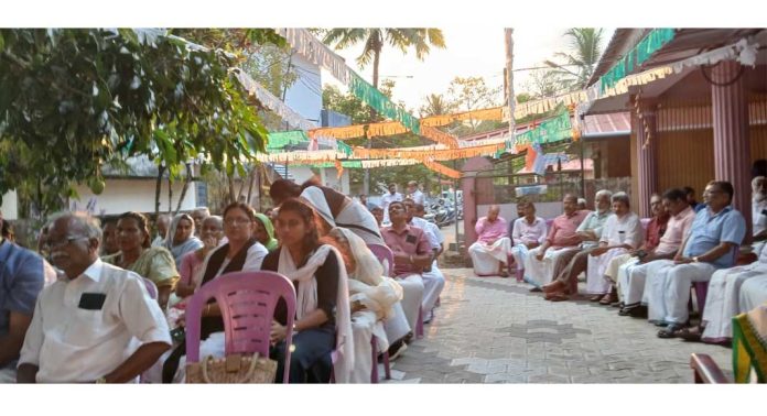 പന്തളം നഗരസഭ നാലാം വാർഡ് കോൺഗ്രസ് കമ്മറ്റിയുടെ ആഭിമുഖ്യത്തിൽ മഹാത്മാ ഗാന്ധി കുടുംബ സംഗമം നടത്തി പന്തളം നഗരസഭ നാലാം വാർഡ് കോൺഗ്രസ് കമ്മറ്റിയുടെ ആഭിമുഖ്യത്തിൽ മഹാത്മാ ഗാന്ധി കുടുംബ സംഗമം നടത്തി