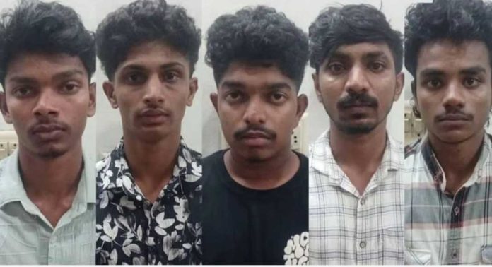 കോട്ടയം നേഴ്സിങ് കോളേജിലെ റാഗിങിന് പിന്നിൽ എസ്എഫ്ഐ നേതാക്കളാണെന്ന് എംഎസ്എഫ് ആരോപിച്ചു കോട്ടയം നേഴ്സിങ് കോളേജിലെ റാഗിങിന് പിന്നിൽ എസ്എഫ്ഐ നേതാക്കളാണെന്ന് എംഎസ്എഫ് ആരോപിച്ചു