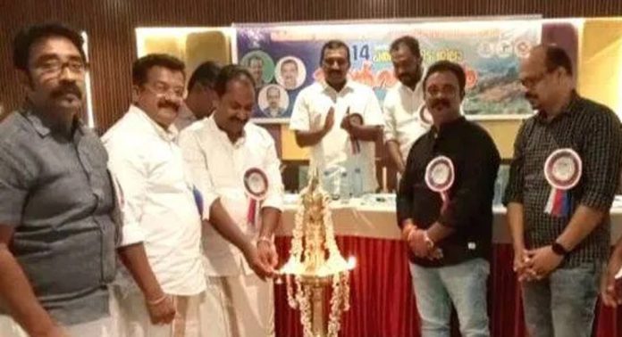 കേബിൾ ടി.വി. ഓപ്പറേറ്റേഴ്സ് അസോസിയേഷൻ ജില്ലാ കൺവെൻഷൻ ഉദ്ഘാടനം ചെയ്തു കേബിൾ ടി.വി. ഓപ്പറേറ്റേഴ്സ് അസോസിയേഷൻ ജില്ലാ കൺവെൻഷൻ ഉദ്ഘാടനം ചെയ്തു