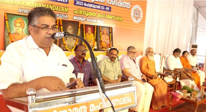25 വർഷം മുന്നിൽകണ്ടുള്ള വികസന പ്രവർത്തനങ്ങളാണ് ശബരിമലയിൽ നടപ്പാക്കുന്നതെന്ന് മന്ത്രി സജി ചെറിയാൻ 25 വർഷം മുന്നിൽകണ്ടുള്ള വികസന പ്രവർത്തനങ്ങളാണ് ശബരിമലയിൽ നടപ്പാക്കുന്നതെന്ന് മന്ത്രി സജി ചെറിയാൻ