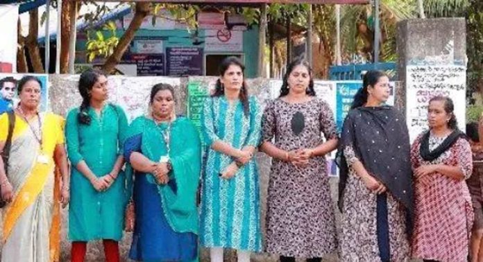 ഐ.എൻ.ടി.യു.സിയുടെ നേതൃത്വത്തിൽ ചെങ്ങന്നൂർ സർക്കാർ ജില്ലാ ആശുപത്രിക്ക് മുന്നിൽ സായാഹ്ന ധർണ നടത്തി ഐ.എൻ.ടി.യു.സിയുടെ നേതൃത്വത്തിൽ ചെങ്ങന്നൂർ സർക്കാർ ജില്ലാ ആശുപത്രിക്ക് മുന്നിൽ സായാഹ്ന ധർണ നടത്തി