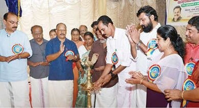 ചിറ്റാർ ഗവ.ഹയർസെക്കൻഡറി സ്കൂളിന്റെ വാർഷികവും യാത്രയയപ്പ് സമ്മേളനവും നടത്തി ചിറ്റാർ ഗവ.ഹയർസെക്കൻഡറി സ്കൂളിന്റെ വാർഷികവും യാത്രയയപ്പ് സമ്മേളനവും നടത്തി