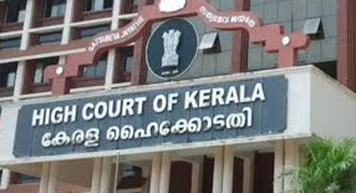 ആശ വര്ക്കര്മാരുടെ രാപ്പകൽ സമരത്തിനെതിരെ നല്കിയ കോടതിയലക്ഷ്യ ഹര്ജി ഹൈക്കോടതി ഇന്ന് പരിഗണിക്കും ആശ വര്ക്കര്മാരുടെ രാപ്പകൽ സമരത്തിനെതിരെ നല്കിയ കോടതിയലക്ഷ്യ ഹര്ജി ഹൈക്കോടതി ഇന്ന് പരിഗണിക്കും