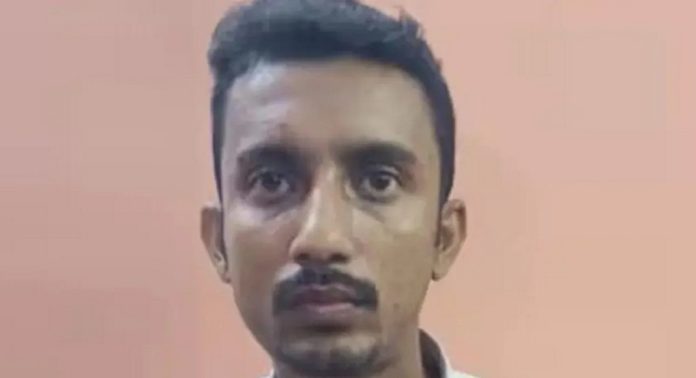 മാട്രിമോണി സൈറ്റില് വ്യാജ പ്രൊഫൈലുണ്ടാക്കി വിവാഹ വാഗ്ദാനം നല്കി യുവതിയില്നിന്ന് പണം തട്ടി; പ്രതി അറസ്റ്റില് മാട്രിമോണി സൈറ്റില് വ്യാജ പ്രൊഫൈലുണ്ടാക്കി വിവാഹ വാഗ്ദാനം നല്കി യുവതിയില്നിന്ന് പണം തട്ടി; പ്രതി അറസ്റ്റില്