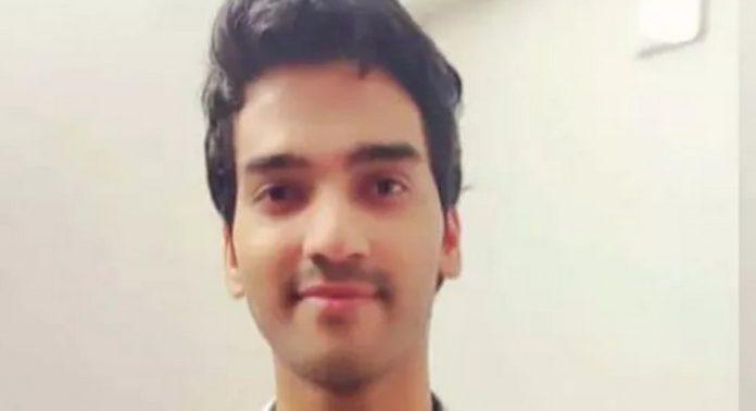 കർണാടകയിലെ മണിപ്പാലിൽ ചെറുവത്തൂർ സ്വദേശിയായ യുവഡോക്ടറെ മരിച്ച നിലയിൽ കണ്ടെത്തി കർണാടകയിലെ മണിപ്പാലിൽ ചെറുവത്തൂർ സ്വദേശിയായ യുവഡോക്ടറെ മരിച്ച നിലയിൽ കണ്ടെത്തി