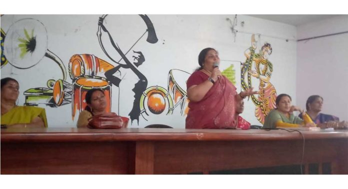 കോന്നി ഗ്രാമ പഞ്ചായത്തിൽ ഗുണഭോക്തൃ സംഗമം നടത്തി കോന്നി ഗ്രാമ പഞ്ചായത്തിൽ ഗുണഭോക്തൃ സംഗമം നടത്തി