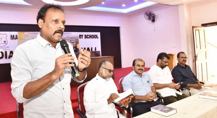 പൂർവവിദ്യാർത്ഥി സംഘടനകൾ കരുതലിനുള്ള വേദികളാകണം – മനുഷ്യാവകാശ കമ്മീഷൻ എസ്.പി ബിജോ അലക്സാണ്ടർ പൂർവവിദ്യാർത്ഥി സംഘടനകൾ കരുതലിനുള്ള വേദികളാകണം – മനുഷ്യാവകാശ കമ്മീഷൻ എസ്.പി ബിജോ അലക്സാണ്ടർ