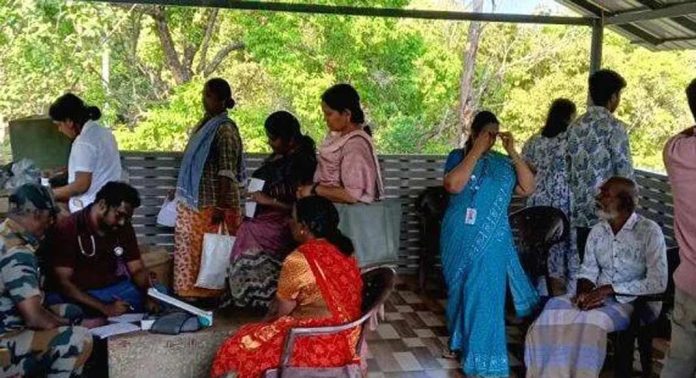 ഗവി കേന്ദ്രീകരിച്ച് സ്ത്രീകൾക്കായി ദ്വിദിന ക്യാൻസർ നിർണയ ക്യാമ്പ് നടത്തി ഗവി കേന്ദ്രീകരിച്ച് സ്ത്രീകൾക്കായി ദ്വിദിന ക്യാൻസർ നിർണയ ക്യാമ്പ് നടത്തി