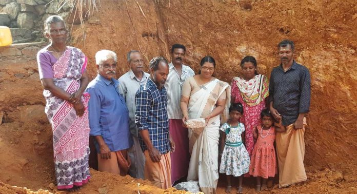 മുളയറയില് മണ്ണു സംരക്ഷണ പ്രവര്ത്തനങ്ങള്ക്ക് തുടക്കമായി മുളയറയില് മണ്ണു സംരക്ഷണ പ്രവര്ത്തനങ്ങള്ക്ക് തുടക്കമായി