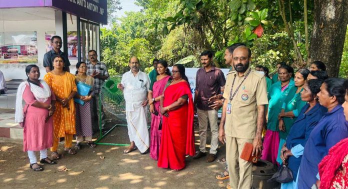 പന്തളം കെഎസ്ആര്ടിസി ബസ് സ്റ്റാന്ഡ് ഇനി മുതല് ഹരിതം പന്തളം കെഎസ്ആര്ടിസി ബസ് സ്റ്റാന്ഡ് ഇനി മുതല് ഹരിതം