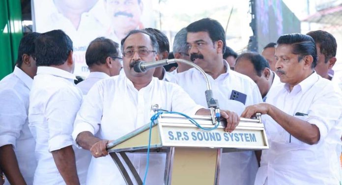 ഇടത് മുന്നണി ഭരണത്തിൽ പോലീസിനെ കയറൂരി വിടുന്നു ; അഡ്വ. വർഗീസ് മാമ്മൻ ഇടത് മുന്നണി ഭരണത്തിൽ പോലീസിനെ കയറൂരി വിടുന്നു ; അഡ്വ. വർഗീസ് മാമ്മൻ