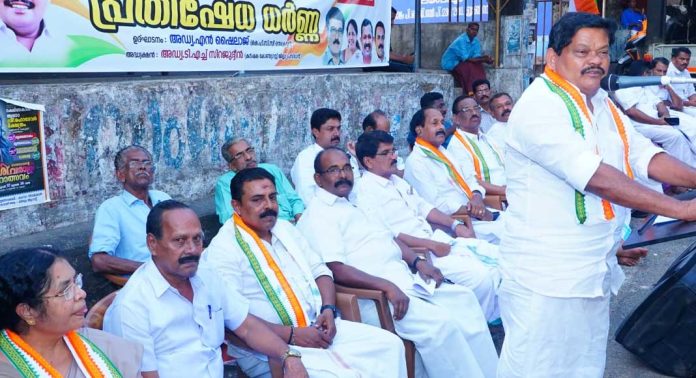 നവീൻ ബാബുവിന്റെ മരണം സി.ബി.ഐ അന്വേഷിക്കുന്നതുവരെ കോൺഗ്രസ് സമരം തുടരും ; അഡ്വ.എൻ.ഷൈലാജ് നവീൻ ബാബുവിന്റെ മരണം സി.ബി.ഐ അന്വേഷിക്കുന്നതുവരെ കോൺഗ്രസ് സമരം തുടരും ; അഡ്വ.എൻ.ഷൈലാജ്