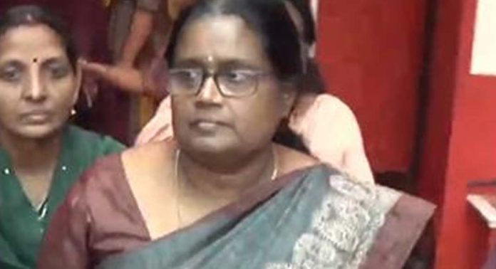 കലാ രാജുവിന്റെ തട്ടിക്കൊണ്ടുപോകലിലേക്ക് ഉള്പ്പെടെ നയിച്ച രാഷ്ട്രീയ സംഘര്ഷത്തില് പോലീസിന് വീഴ്ച കലാ രാജുവിന്റെ തട്ടിക്കൊണ്ടുപോകലിലേക്ക് ഉള്പ്പെടെ നയിച്ച രാഷ്ട്രീയ സംഘര്ഷത്തില് പോലീസിന് വീഴ്ച