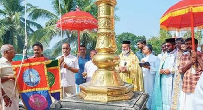 കൊടുമൺ സെയ്ന്റ് ബഹനാൻസ് ഓർത്തഡോക്സ് പള്ളിയിൽ പെരുന്നാളിന് കൊടിയേറി കൊടുമൺ സെയ്ന്റ് ബഹനാൻസ് ഓർത്തഡോക്സ് പള്ളിയിൽ പെരുന്നാളിന് കൊടിയേറി