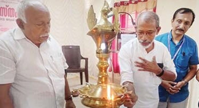 ആരോഗ്യമേഖലയിലെ പ്രവർത്തകർ അനുഭവിക്കുന്ന സുരക്ഷിതമില്ലായ്മ ഒരു വലിയ വെല്ലുവിളിയാണ് ; മല്ലപ്പള്ളി ബ്ലോക്ക് പഞ്ചായത്ത് പ്രസിഡന്റ് ബാബു കൂടത്തിൽ ആരോഗ്യമേഖലയിലെ പ്രവർത്തകർ അനുഭവിക്കുന്ന സുരക്ഷിതമില്ലായ്മ ഒരു വലിയ വെല്ലുവിളിയാണ് ; മല്ലപ്പള്ളി ബ്ലോക്ക് പഞ്ചായത്ത് പ്രസിഡന്റ് ബാബു കൂടത്തിൽ