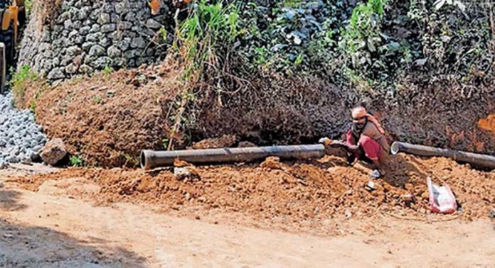 മത്തിമല മിനി ശുദ്ധജല പദ്ധതി കൂടുതൽ ഗുണഭോക്താക്കളിലേക്ക് മത്തിമല മിനി ശുദ്ധജല പദ്ധതി കൂടുതൽ ഗുണഭോക്താക്കളിലേക്ക്