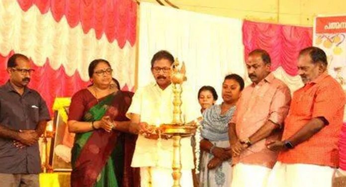 മെഴുവേലി പത്മനാഭോദയം ഹയർ സെക്കൻഡറി സ്കൂൾ വാർഷികം ഉദ്ഘാടനം ചെയ്തു മെഴുവേലി പത്മനാഭോദയം ഹയർ സെക്കൻഡറി സ്കൂൾ വാർഷികം ഉദ്ഘാടനം ചെയ്തു