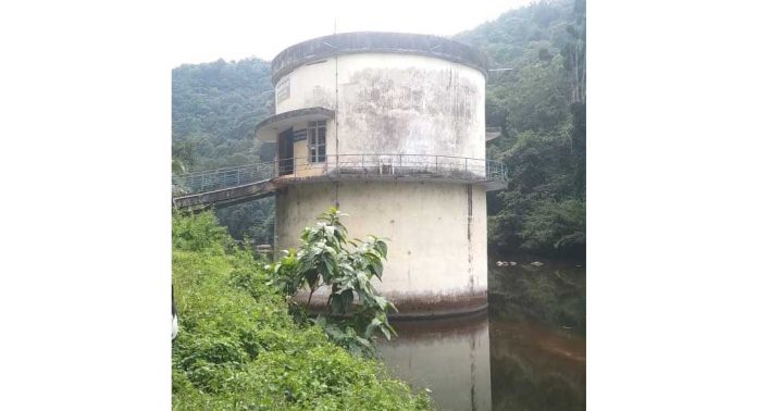 തണ്ണിത്തോട് ശുദ്ധജല പദ്ധതിയുടെ പൈപ്പുകൾ തകരാറിൽ ; കുടിവെള്ള വിതരണം പ്രതിസന്ധിയിൽ തണ്ണിത്തോട് ശുദ്ധജല പദ്ധതിയുടെ പൈപ്പുകൾ തകരാറിൽ ; കുടിവെള്ള വിതരണം പ്രതിസന്ധിയിൽ