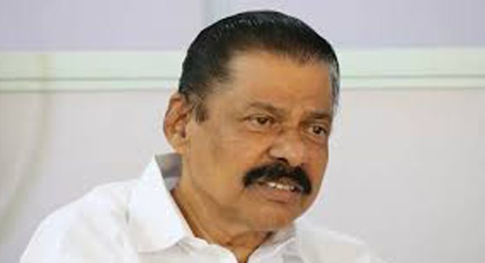 ആര് സവർക്കറെ പുകഴ്ത്തി പറഞ്ഞാലും അതിനോട് യോജിപ്പില്ലെന്ന് എം.വി. ഗോവിന്ദൻ ആര് സവർക്കറെ പുകഴ്ത്തി പറഞ്ഞാലും അതിനോട് യോജിപ്പില്ലെന്ന് എം.വി. ഗോവിന്ദൻ