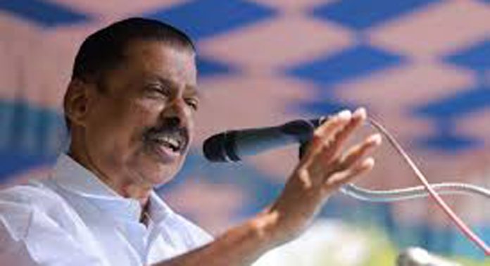 പീഡനക്കേസില് മുകേഷ് എം.എല്.എയെ പിന്തുണച്ച് സി.പി.എം. സംസ്ഥാന സെക്രട്ടറി എം.വി. ഗോവിന്ദന് പീഡനക്കേസില് മുകേഷ് എം.എല്.എയെ പിന്തുണച്ച് സി.പി.എം. സംസ്ഥാന സെക്രട്ടറി എം.വി. ഗോവിന്ദന്