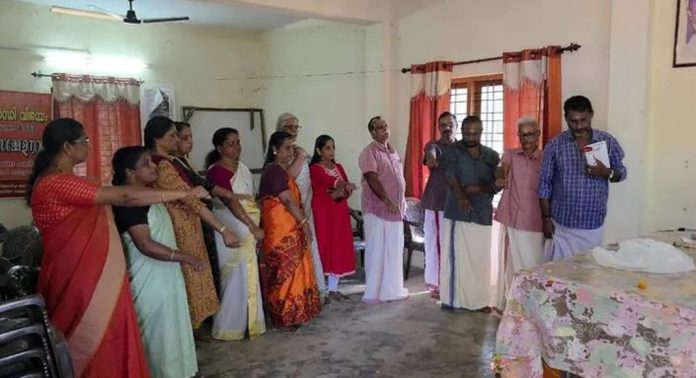 തുമ്പമൺ എൻഎസ്എസ് കരയോഗത്തിന്റെ മന്നം സമാധി ദിനാചരണം നടത്തി തുമ്പമൺ എൻഎസ്എസ് കരയോഗത്തിന്റെ മന്നം സമാധി ദിനാചരണം നടത്തി