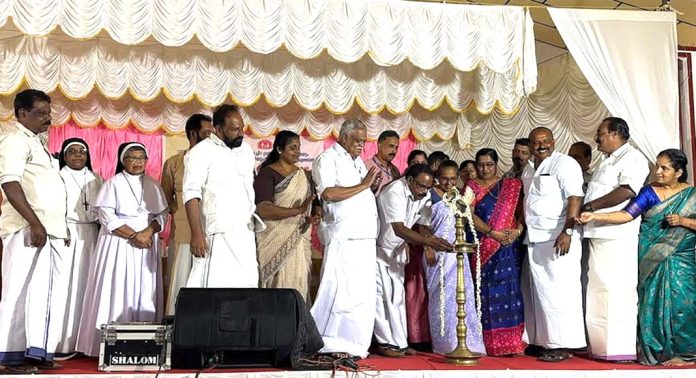 പാലിയേറ്റീവ് രോഗീ ബന്ധു സംഗമം നടത്തി പാലിയേറ്റീവ് രോഗീ ബന്ധു സംഗമം നടത്തി