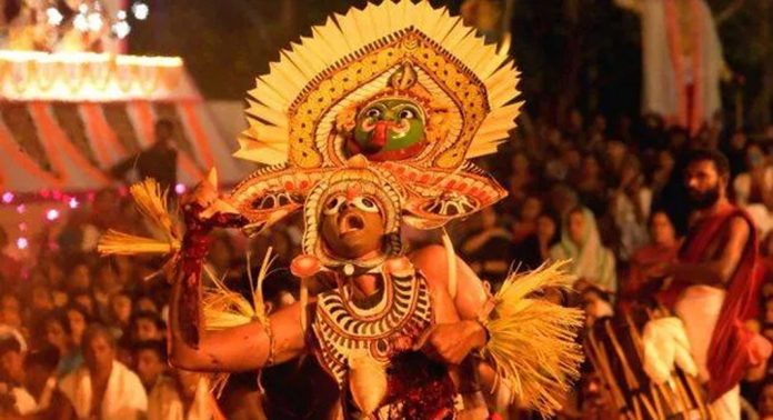 എട്ടു പടയണിക്ക് സമാപനം, കോട്ടാങ്ങലിൽ ഇന്ന് പുലവൃത്തം എട്ടു പടയണിക്ക് സമാപനം, കോട്ടാങ്ങലിൽ ഇന്ന് പുലവൃത്തം