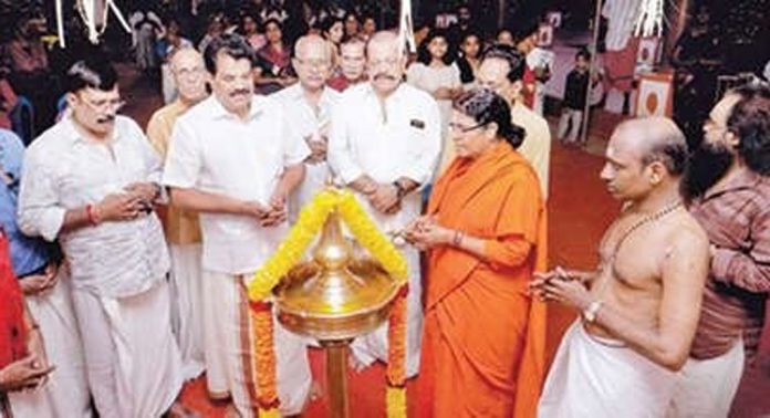 പാലിയേക്കര സുബ്രഹ്മണ്യസ്വാമി ക്ഷേത്രത്തിൽ സപ്താഹയജ്ഞം തുടങ്ങി പാലിയേക്കര സുബ്രഹ്മണ്യസ്വാമി ക്ഷേത്രത്തിൽ സപ്താഹയജ്ഞം തുടങ്ങി