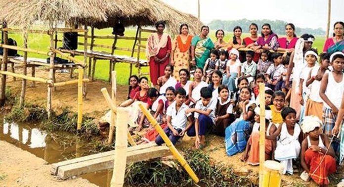 കരിങ്ങാലിപ്പാടം സന്ദര്ശിച്ച് ചേരിക്കൽ ഗവ. എസ്.വി.എൽ.പി.സ്കൂള് കുട്ടികള് കരിങ്ങാലിപ്പാടം സന്ദര്ശിച്ച് ചേരിക്കൽ ഗവ. എസ്.വി.എൽ.പി.സ്കൂള് കുട്ടികള്