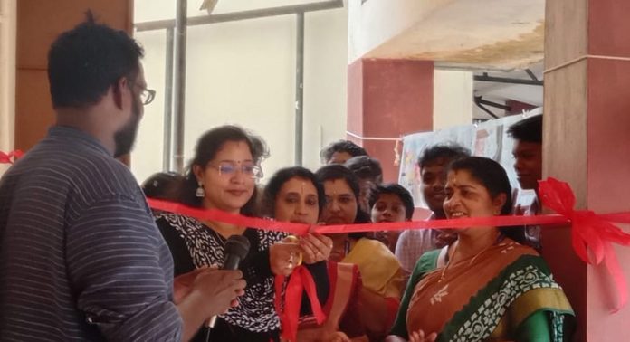 പത്തനംതിട്ട ജില്ലയിലെ സ്കൂളുകളിലൂടെ സഞ്ചരിച്ച് ജില്ലാ ശുചിത്വ മിഷൻ ടീം പത്തനംതിട്ട ജില്ലയിലെ സ്കൂളുകളിലൂടെ സഞ്ചരിച്ച് ജില്ലാ ശുചിത്വ മിഷൻ ടീം