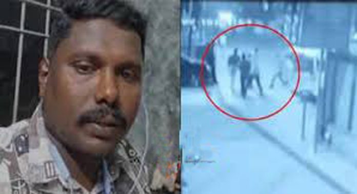 പോലീസ് മര്ദ്ദനത്തില് പരിക്കേറ്റ് ചികിത്സ തേടിയവര്ക്ക് വൂണ്ട് സര്ട്ടിഫിക്കറ്റ് നല്കാന് ആശുപത്രി അധികൃതര് വിസമ്മതിച്ചതായി പരാതി പോലീസ് മര്ദ്ദനത്തില് പരിക്കേറ്റ് ചികിത്സ തേടിയവര്ക്ക് വൂണ്ട് സര്ട്ടിഫിക്കറ്റ് നല്കാന് ആശുപത്രി അധികൃതര് വിസമ്മതിച്ചതായി പരാതി