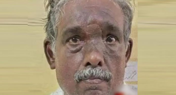 പുനലൂര് നഗരസഭാ കാര്യാലയത്തില് നിന്നും വനിതാ കൗണ്സിലറുടെ ബാഗ് മോഷ്ടിച്ചുകടന്ന സംഭവത്തില് പ്രതി അറസ്റ്റില് പുനലൂര് നഗരസഭാ കാര്യാലയത്തില് നിന്നും വനിതാ കൗണ്സിലറുടെ ബാഗ് മോഷ്ടിച്ചുകടന്ന സംഭവത്തില് പ്രതി അറസ്റ്റില്
