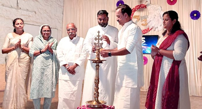 പുലിക്കല്ല് കെ.ജെ.സി.എം.എച്ച്.എസ് സ്കൂളിൽ എഴുപത്തഞ്ചാമത് സ്കൂൾ വാർഷികം നടന്നു പുലിക്കല്ല് കെ.ജെ.സി.എം.എച്ച്.എസ് സ്കൂളിൽ എഴുപത്തഞ്ചാമത് സ്കൂൾ വാർഷികം നടന്നു