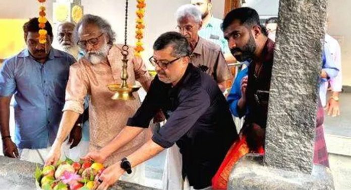 നിരണം തൃക്കപാലീശ്വരം ദക്ഷിണാമൂർത്തി സ്വാമി ക്ഷേത്രത്തില് നാലമ്പല സമർപ്പണം നടന്നു നിരണം തൃക്കപാലീശ്വരം ദക്ഷിണാമൂർത്തി സ്വാമി ക്ഷേത്രത്തില് നാലമ്പല സമർപ്പണം നടന്നു