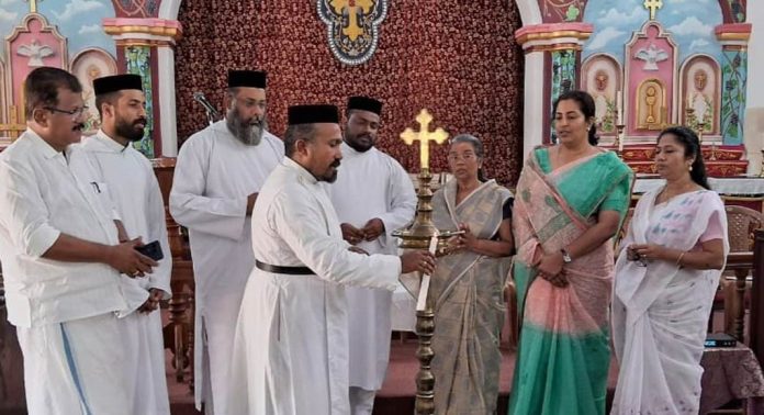 ഈസ്റ്റ് ഗ്രൂപ്പ് മർത്തമറിയം സമാജം സമ്മേളനം തെങ്ങേലി സെന്റ് ജോർജ് ഓർത്തഡോക്സ് പള്ളിയിൽ നടന്നു ഈസ്റ്റ് ഗ്രൂപ്പ് മർത്തമറിയം സമാജം സമ്മേളനം തെങ്ങേലി സെന്റ് ജോർജ് ഓർത്തഡോക്സ് പള്ളിയിൽ നടന്നു
