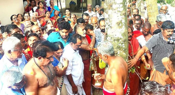 വൈക്കം മഹാദേവ ക്ഷേത്രത്തിലെ വടക്കുപുറത്ത് പാട്ടിന്റെ കാൽനാട്ട് കർമ്മം ഇന്ന് നടക്കും വൈക്കം മഹാദേവ ക്ഷേത്രത്തിലെ വടക്കുപുറത്ത് പാട്ടിന്റെ കാൽനാട്ട് കർമ്മം ഇന്ന് നടക്കും