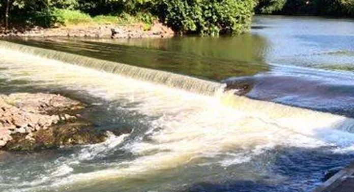 അച്ചൻകോവിലാറ്റിൽ ജലനിരപ്പ് ക്രമാതീതമായി താഴ്ന്നു അച്ചൻകോവിലാറ്റിൽ ജലനിരപ്പ് ക്രമാതീതമായി താഴ്ന്നു