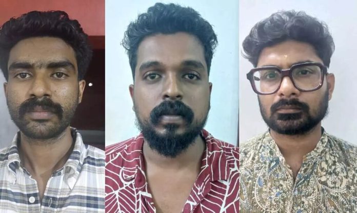 തൃപ്പൂണിത്തുറയിലെ ഫ്ലാറ്റിൽനിന്ന് മയക്കുമരുന്ന് പിടികൂടിയ കേസ്: മൂന്നുപേർ കൂടി അറസ്റ്റിൽ തൃപ്പൂണിത്തുറയിലെ ഫ്ലാറ്റിൽനിന്ന് മയക്കുമരുന്ന് പിടികൂടിയ കേസ്: മൂന്നുപേർ കൂടി അറസ്റ്റിൽ