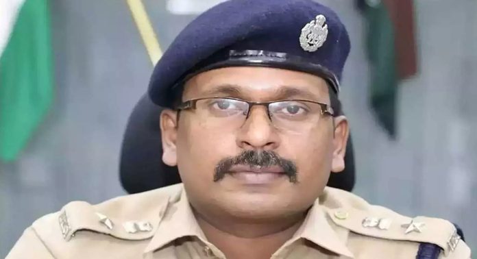 സസ്പെൻഷന് ശേഷം തിരിച്ചെത്തിയ സുജിത് ദാസിന് പുതിയ ചുമതല സസ്പെൻഷന് ശേഷം തിരിച്ചെത്തിയ സുജിത് ദാസിന് പുതിയ ചുമതല