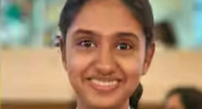 ഐബി ഉദ്യോഗസ്ഥയുടെ മരണത്തിൽ ദുരൂഹതയേറുന്നു ഐബി ഉദ്യോഗസ്ഥയുടെ മരണത്തിൽ ദുരൂഹതയേറുന്നു