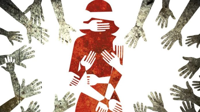 ജോലി വാഗ്ദാനം ചെയ്ത് ബഹ്റൈനിലെത്തിച്ച് യുവതിയെ ലൈംഗിക ചൂഷണത്തിനിരയാക്കി ; പ്രതികൾക്ക് അഞ്ച് വർഷം തടവ് ജോലി വാഗ്ദാനം ചെയ്ത് ബഹ്റൈനിലെത്തിച്ച് യുവതിയെ ലൈംഗിക ചൂഷണത്തിനിരയാക്കി ; പ്രതികൾക്ക് അഞ്ച് വർഷം തടവ്